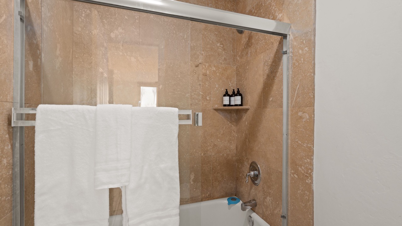 Photo of Bathroom in South Mission Beach