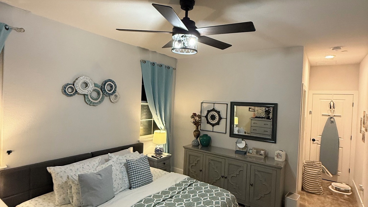 Photo of Bedroom in Nut Tree