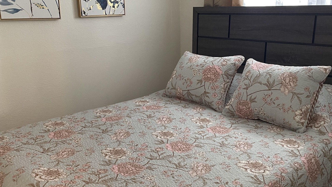Photo of Bedroom in Frazier Park