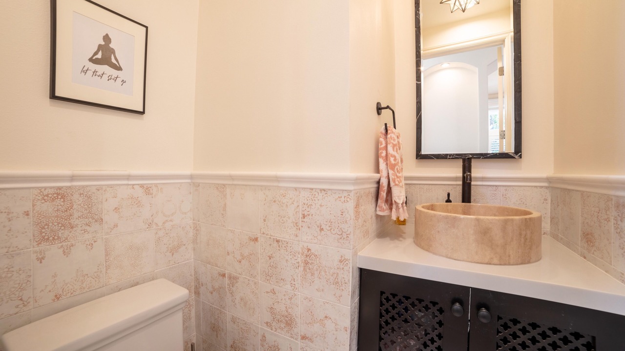 Photo of Bathroom in Tree Section