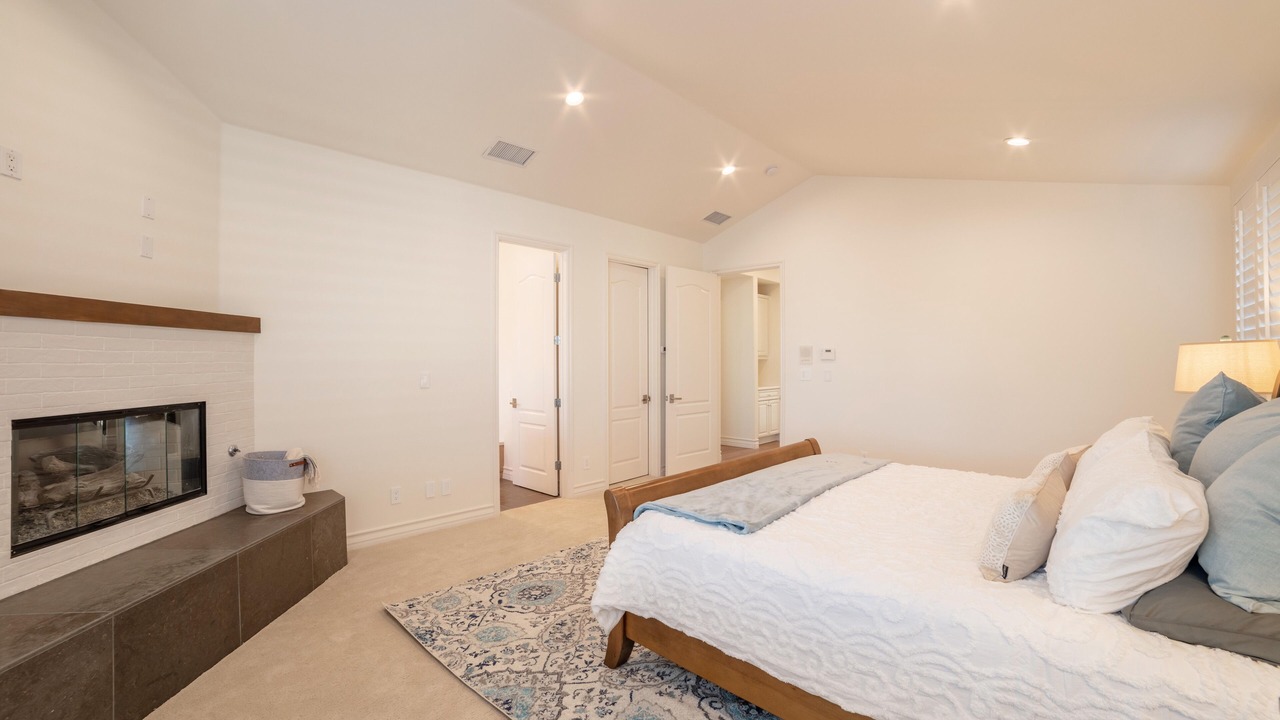 Photo of Bedroom in Tree Section