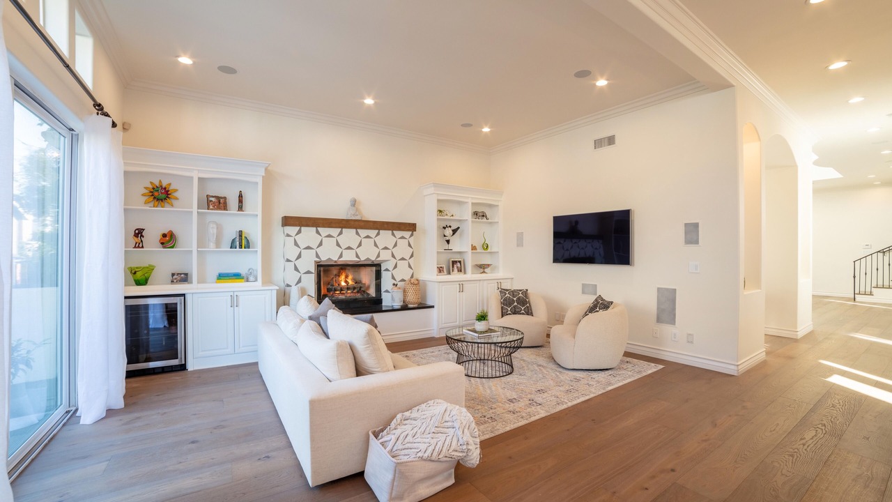 Photo of Livingroom in Tree Section