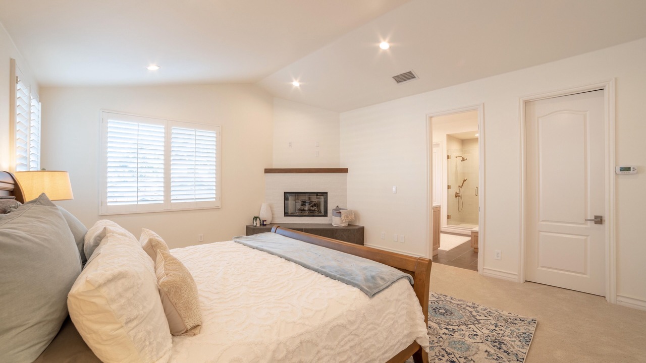 Photo of Bedroom in Tree Section