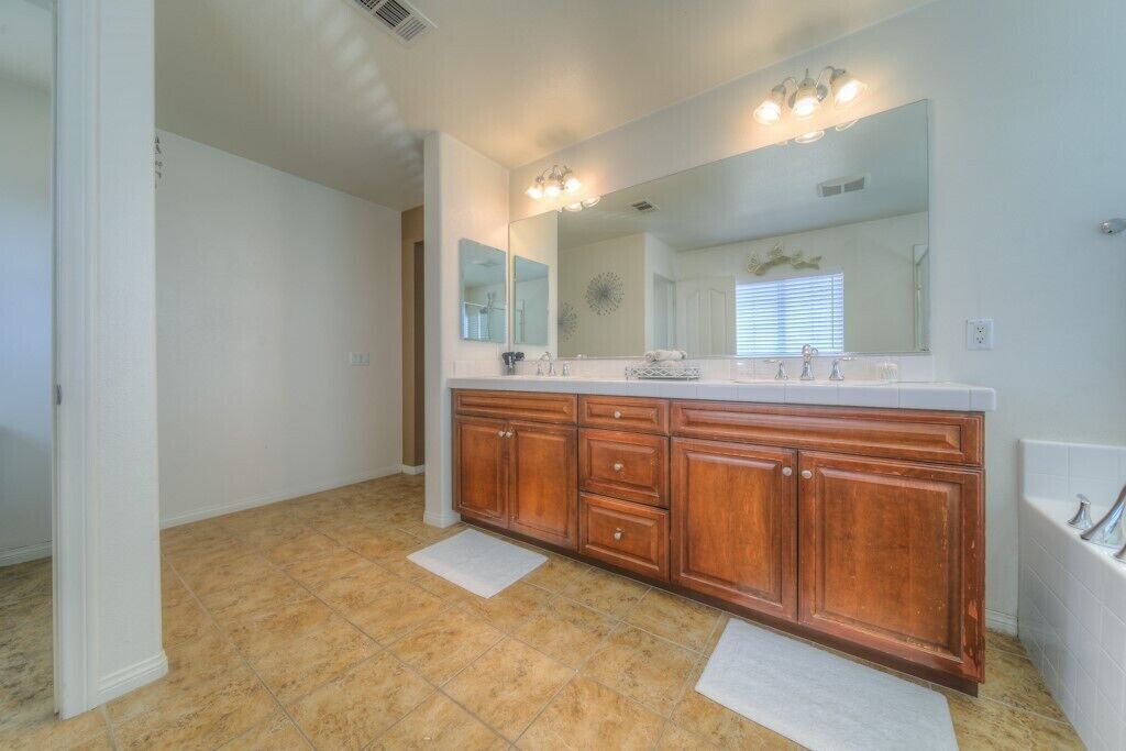 Photo of Bathroom in Eastvale