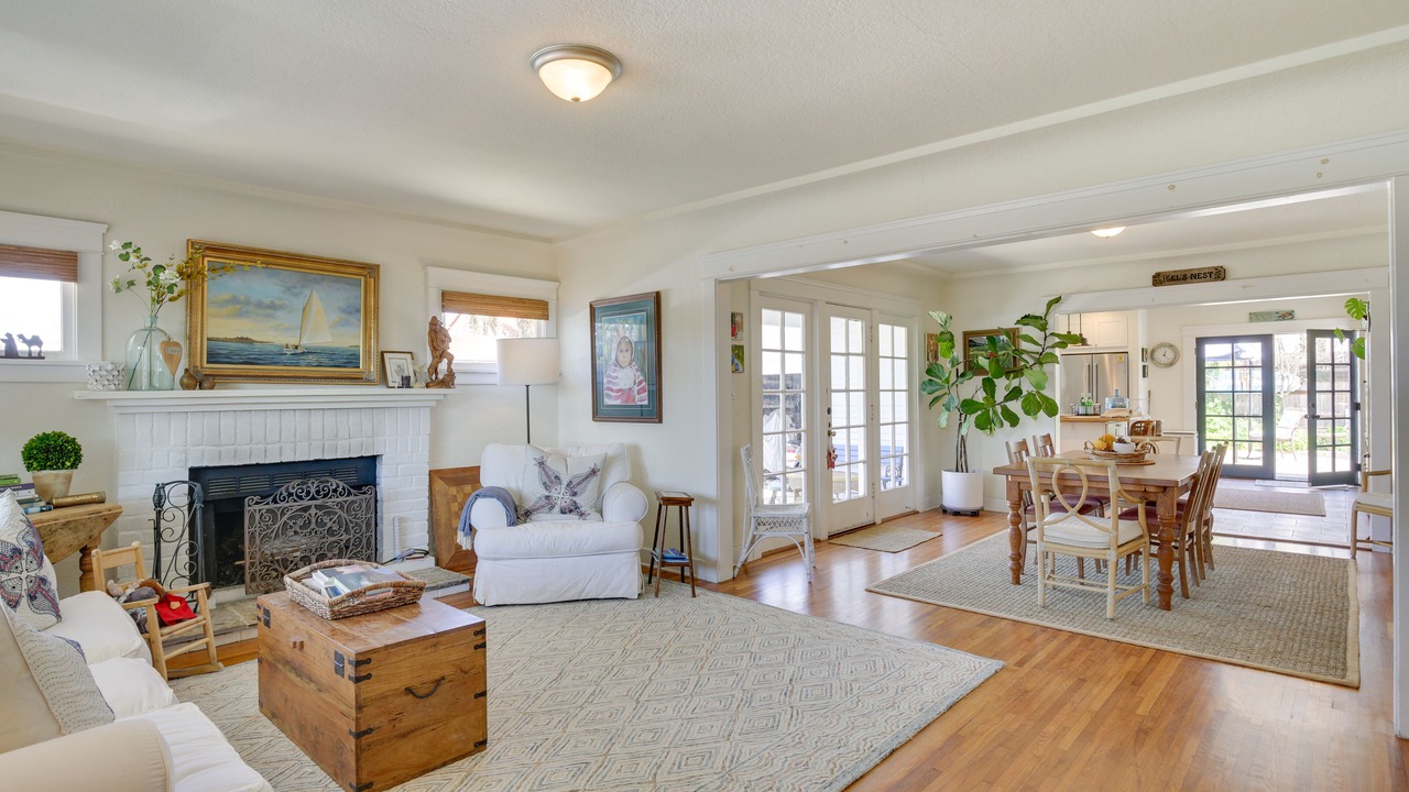 Photo of Livingroom in Fire Mountain