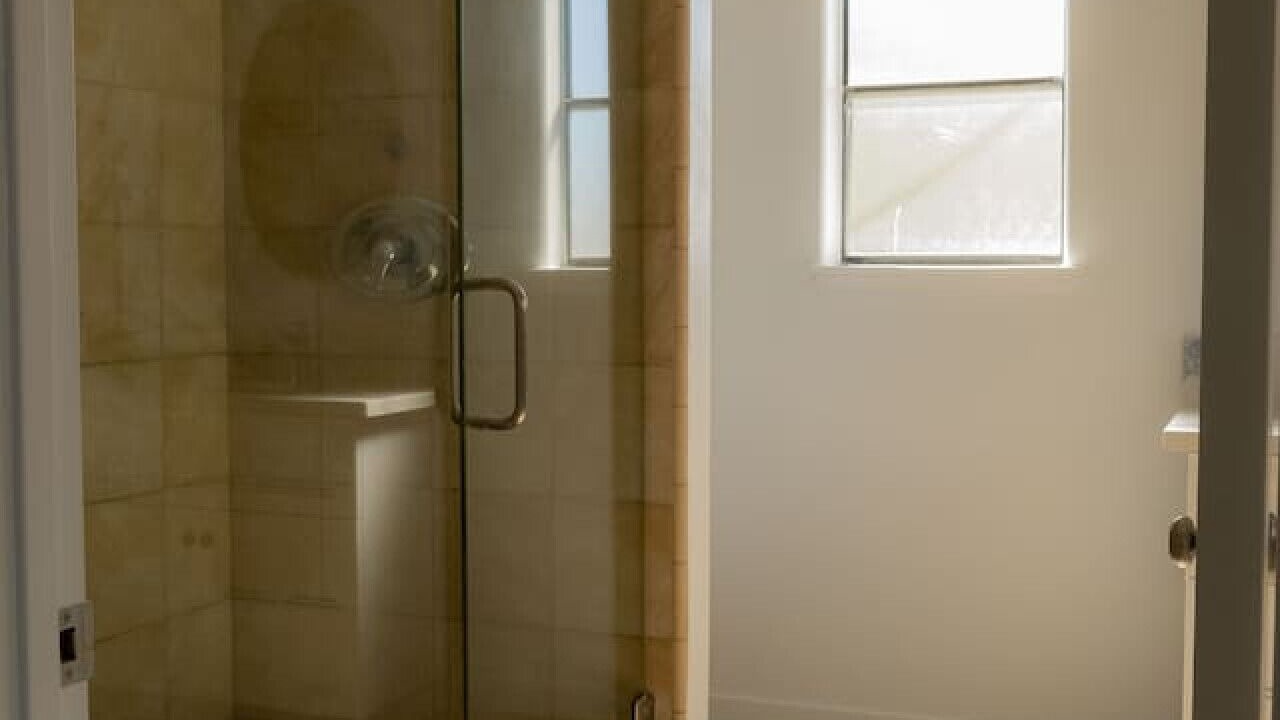 Photo of Bathroom in Marina Peninsula
