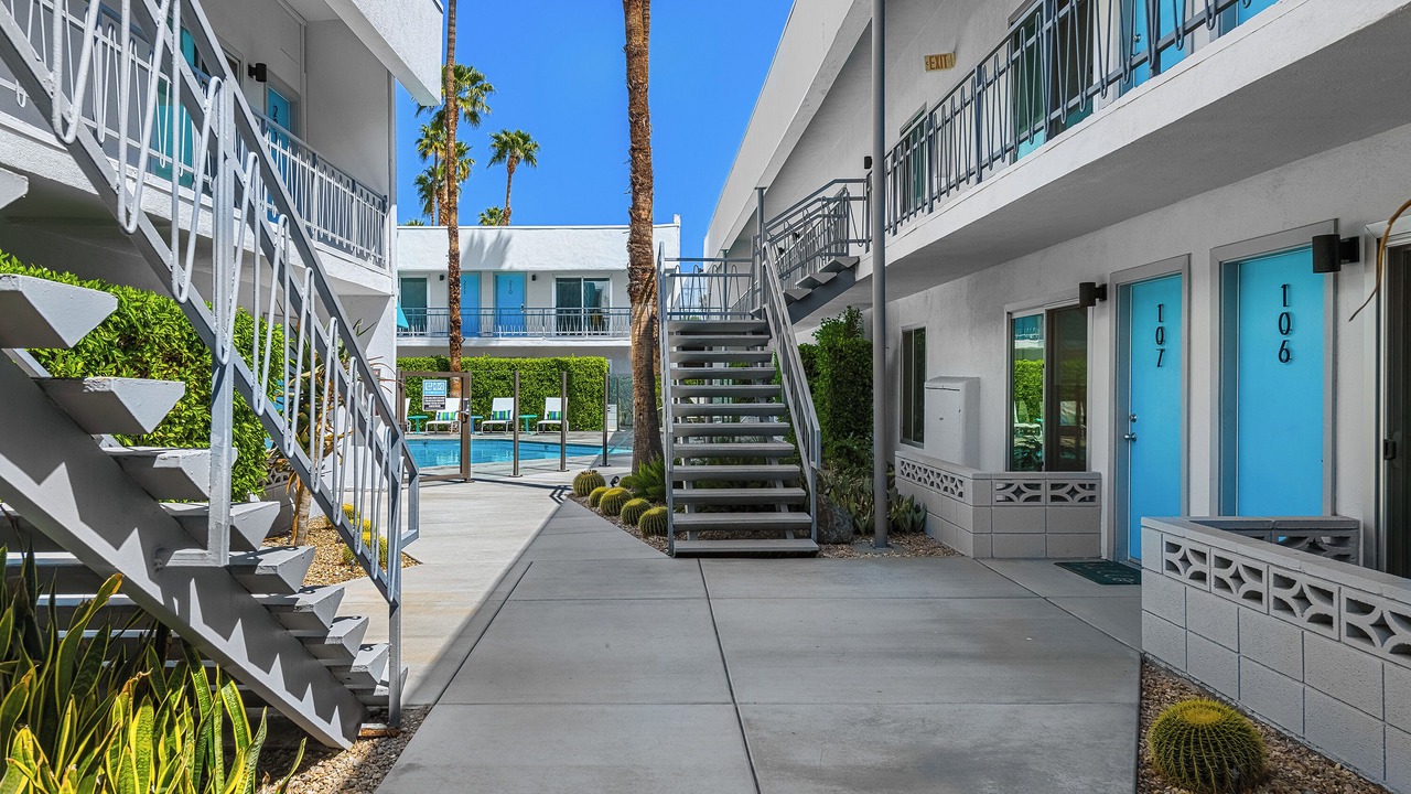 Photo of Patio Balcony in Deepwell Estates