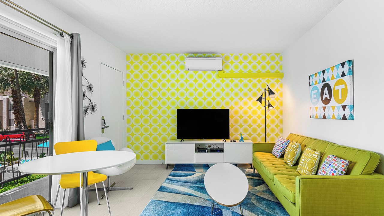 Photo of Livingroom in Deepwell Estates