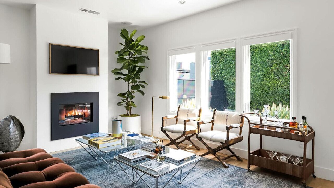 Photo of Livingroom in Beverly Grove