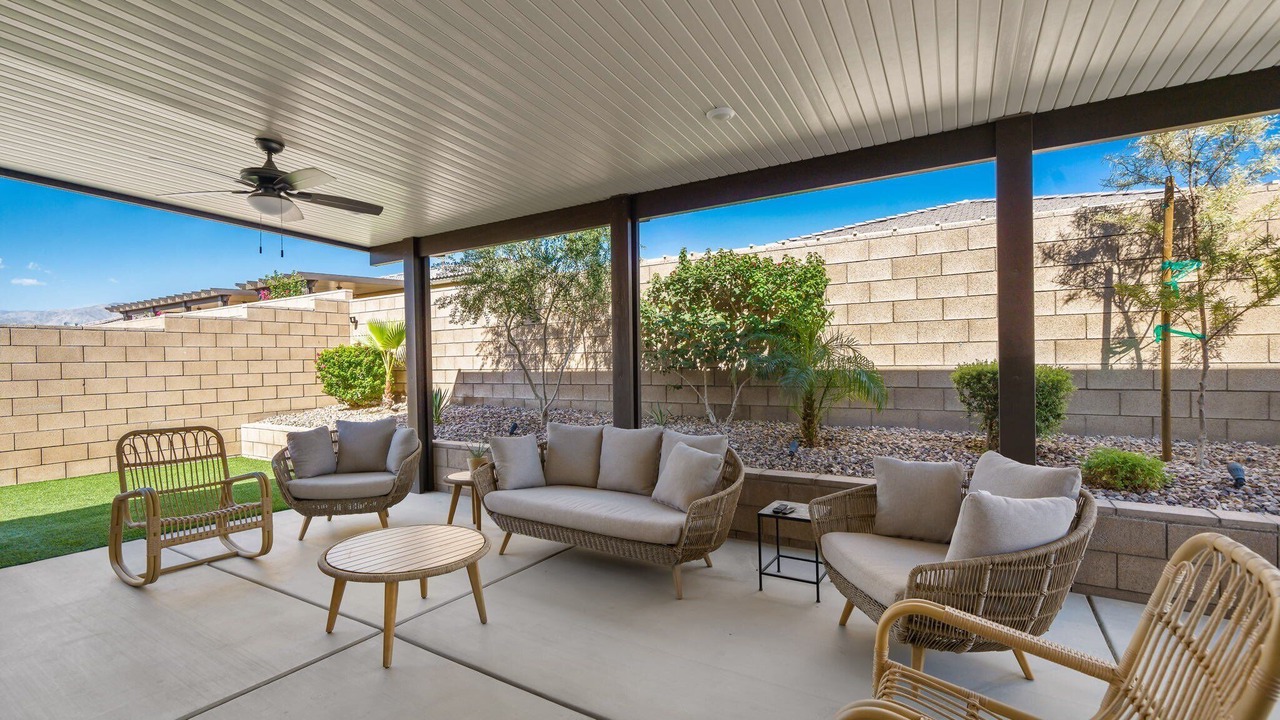 Photo of Patio Balcony in Indio