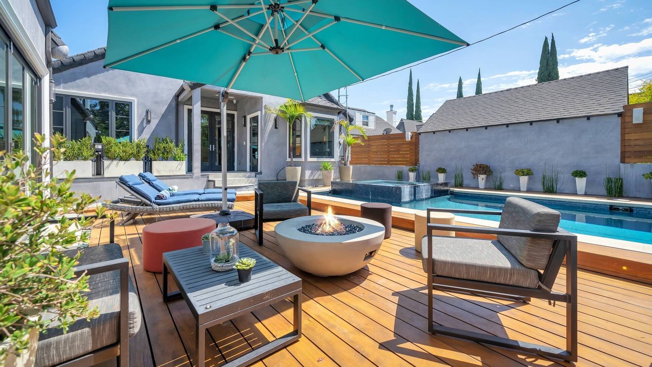 Photo of Outdoor in Beverly Grove