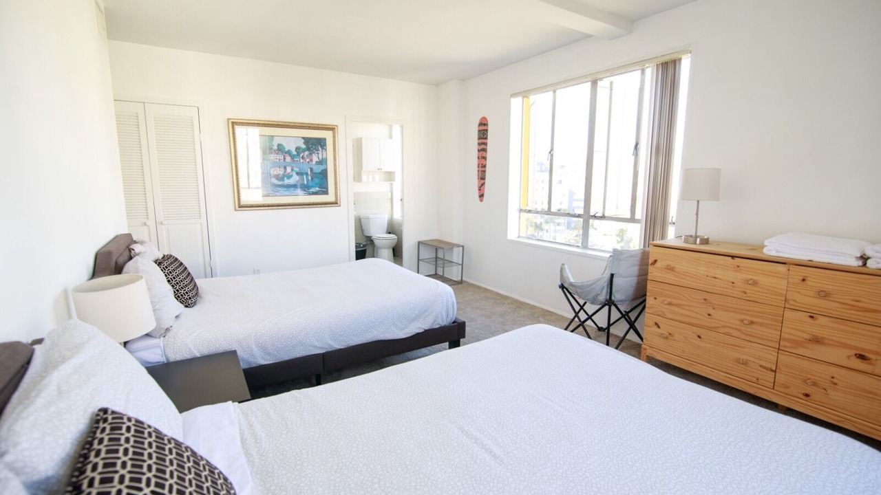 Photo of Bedroom in Miracle Mile