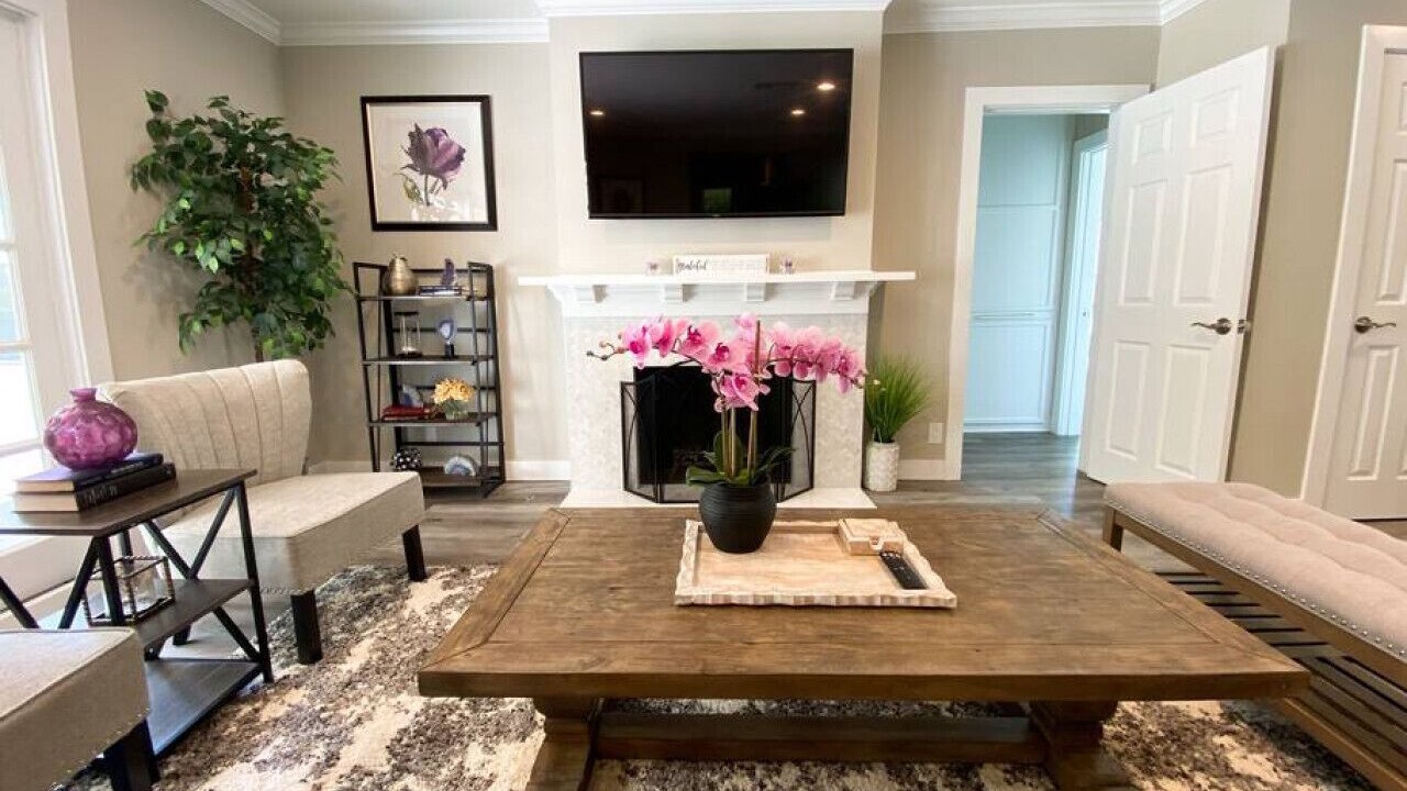 Photo of Livingroom in Burbank