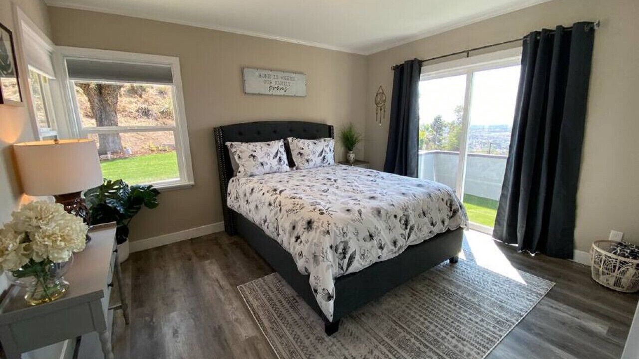Photo of Bedroom in Burbank