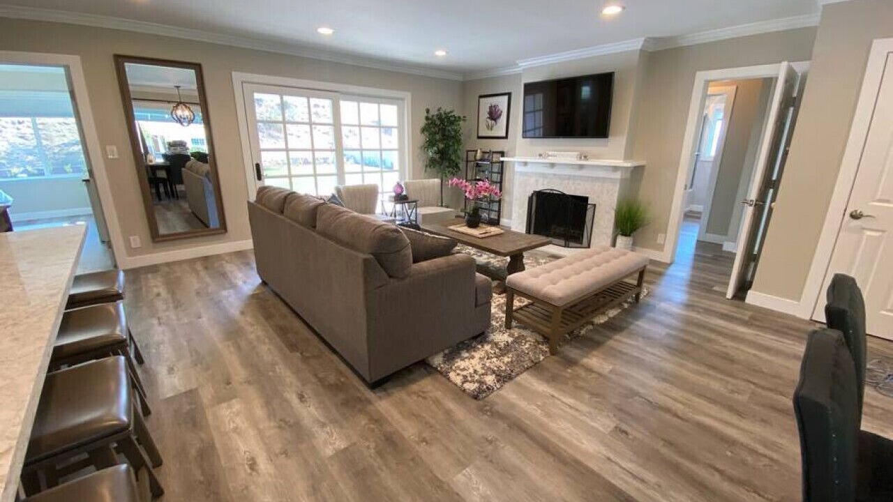 Photo of Livingroom in Burbank