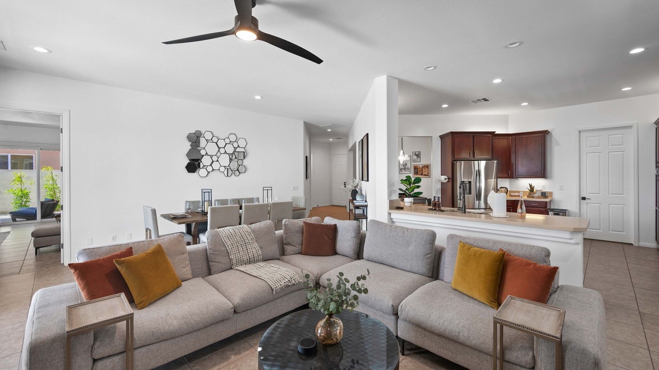 Photo of Livingroom in Desert Hot Springs