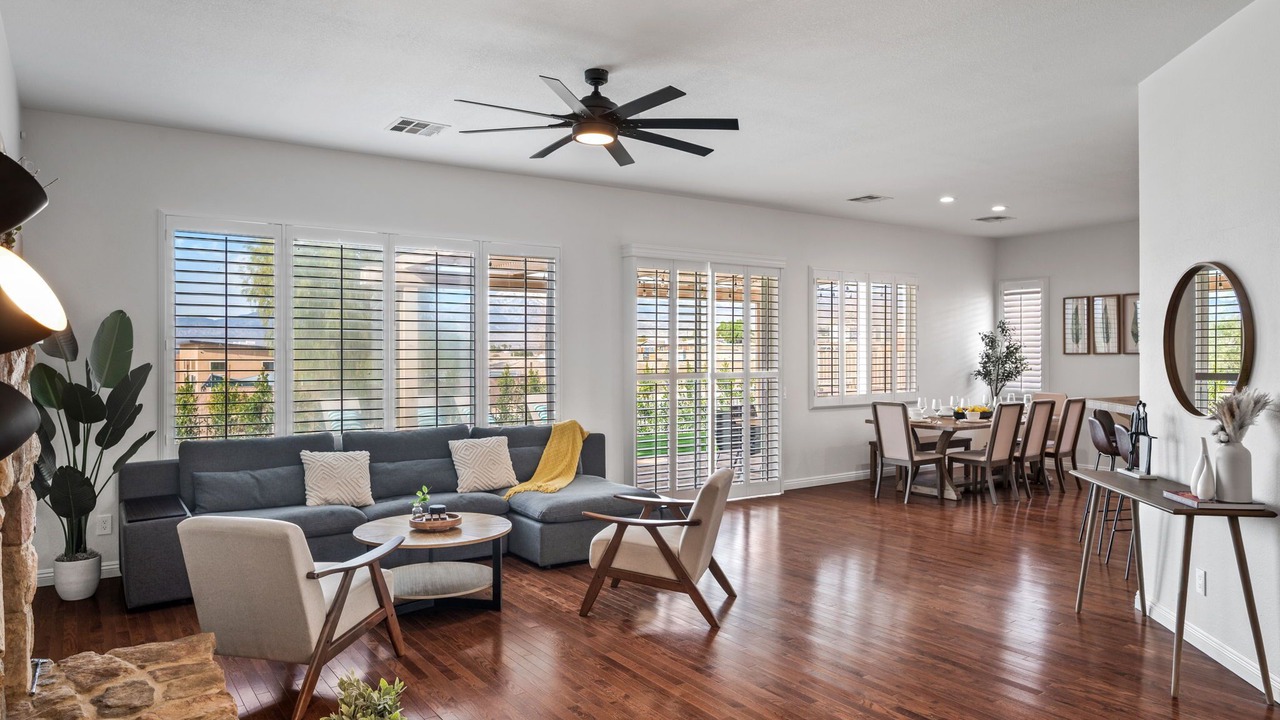 Photo of Livingroom in Desert Hot Springs