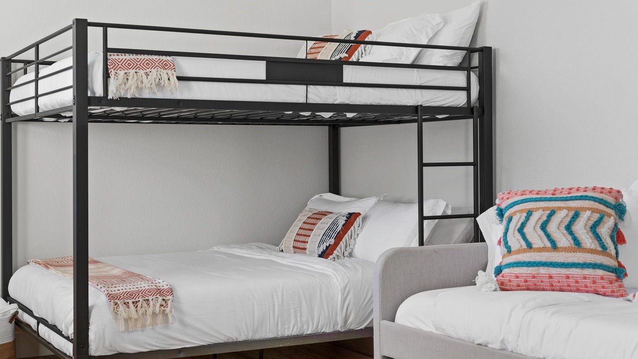 Photo of Bedroom in Desert Hot Springs
