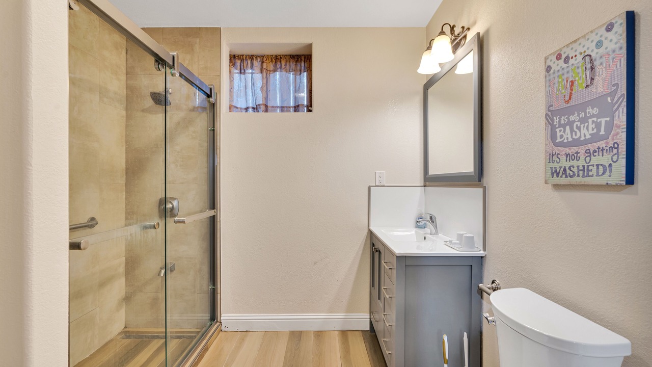 Photo of Bathroom in Julian - St. James