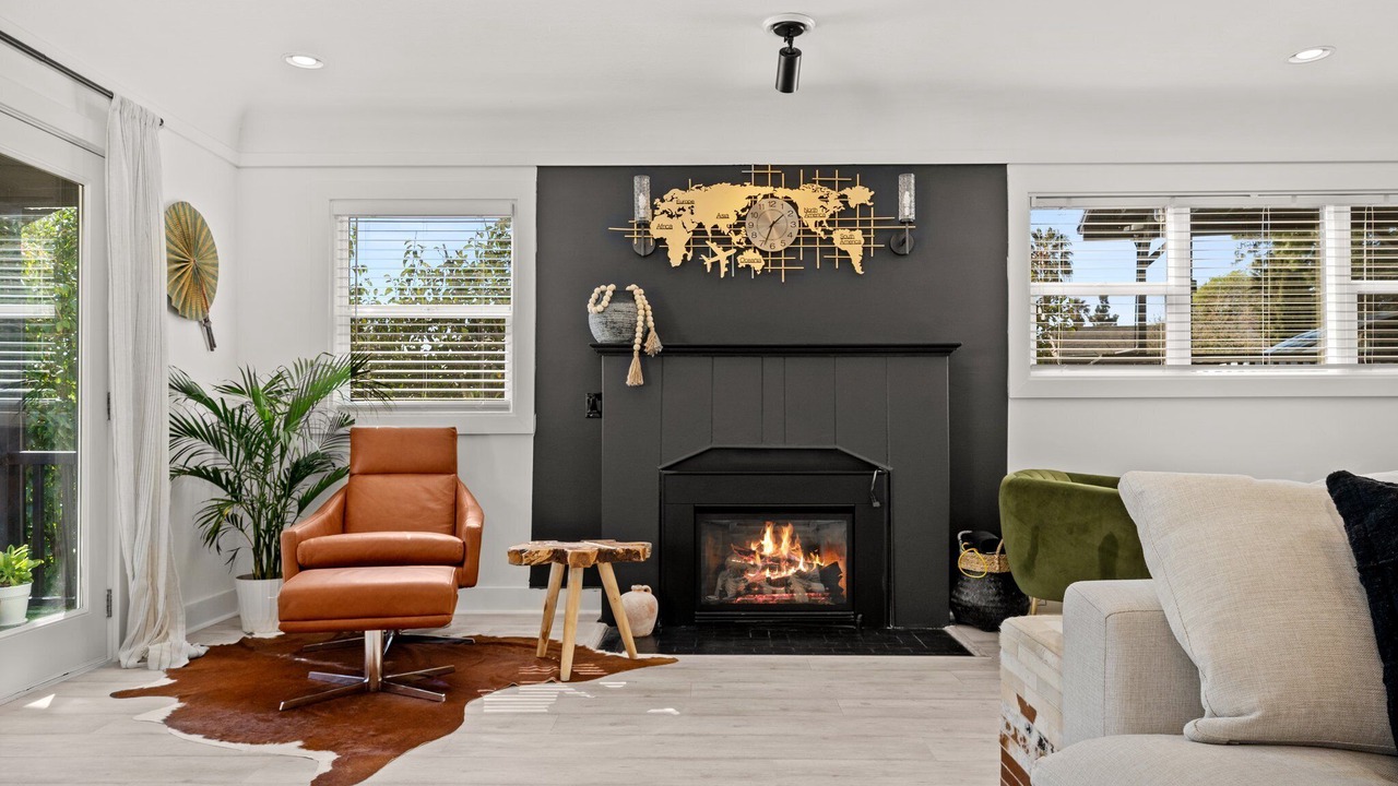 Photo of Livingroom in Eagle Rock