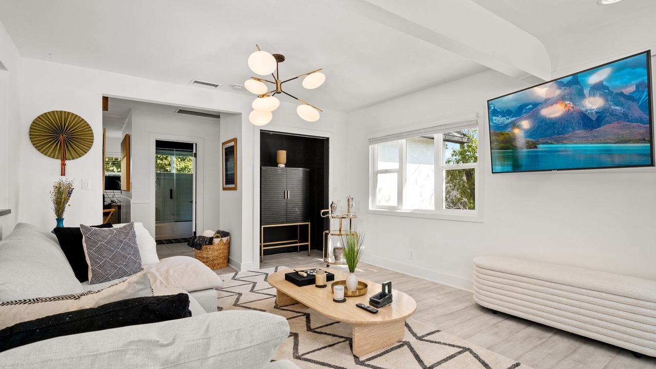 Photo of Livingroom in Eagle Rock