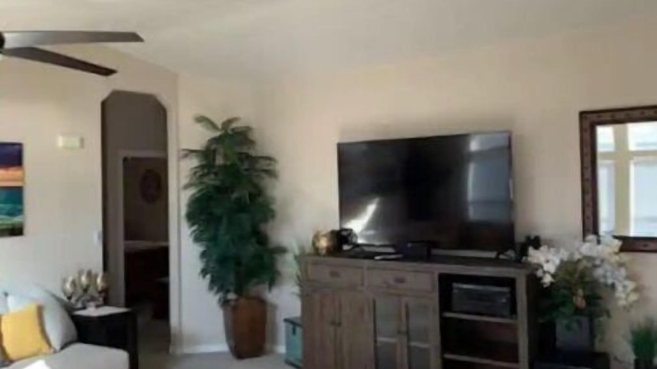 Photo of Livingroom in Needles