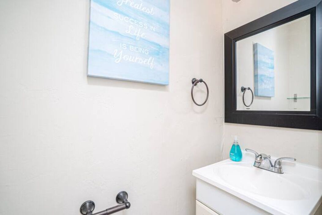 Photo of Bathroom in Lincoln Acres