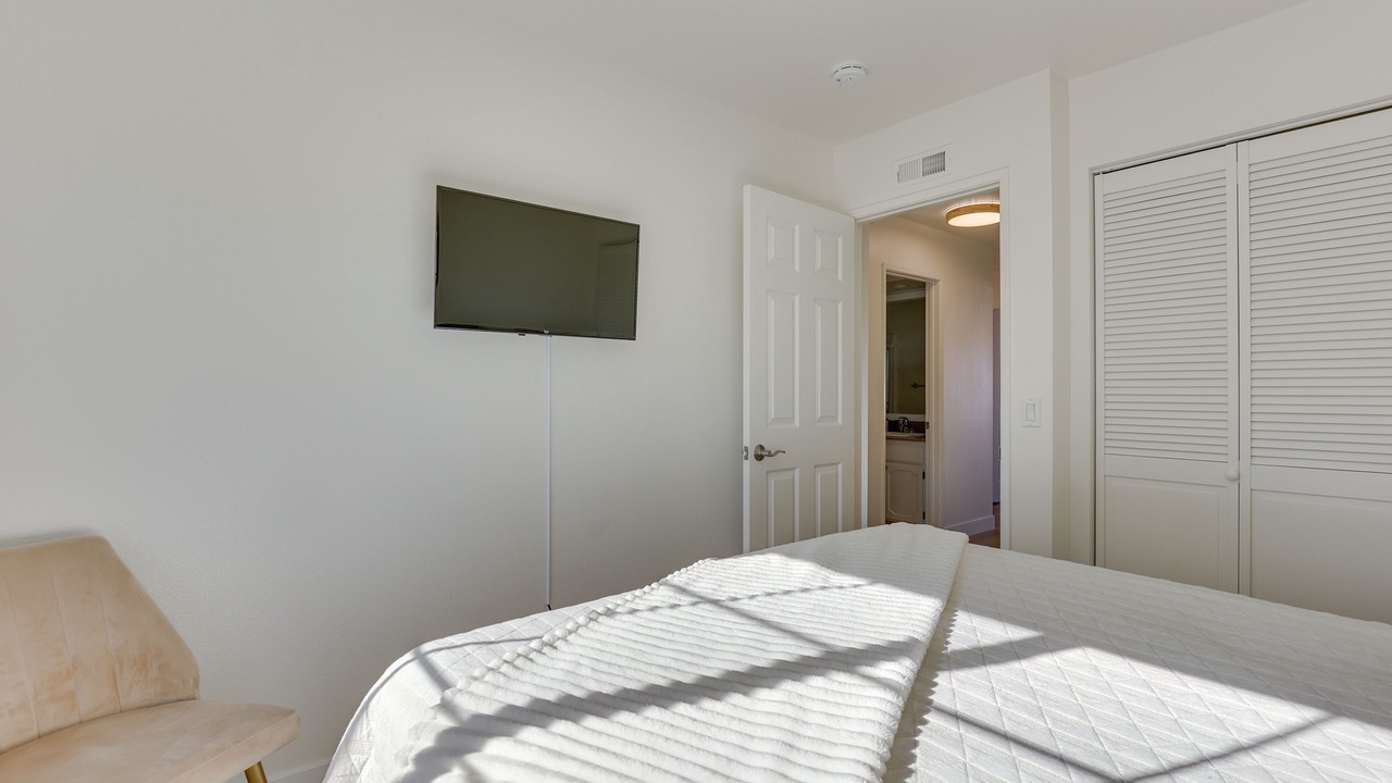 Photo of Bedroom in Spinnaker Hill