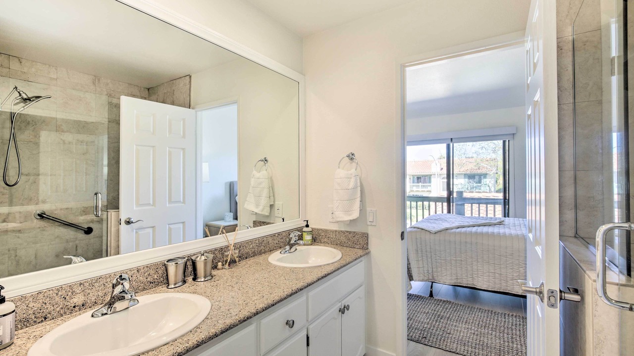 Photo of Bathroom in Spinnaker Hill
