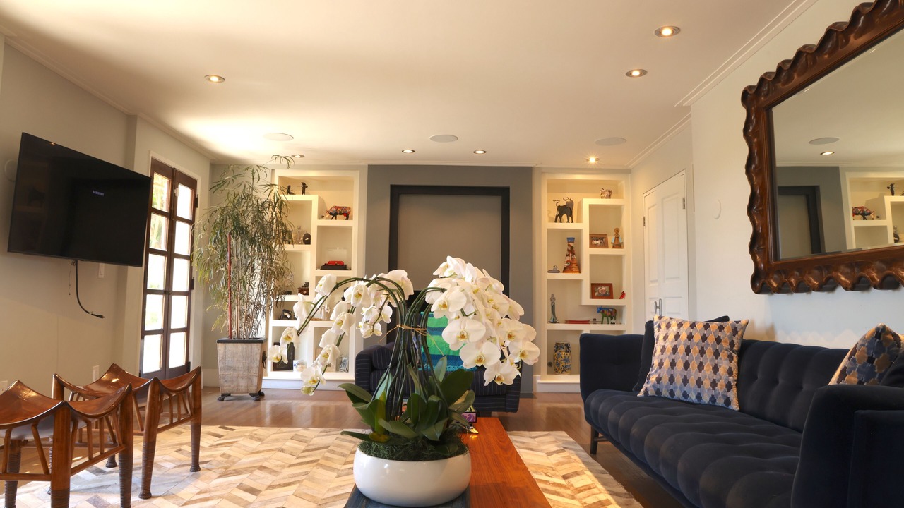 Photo of Livingroom in Village of La Jolla