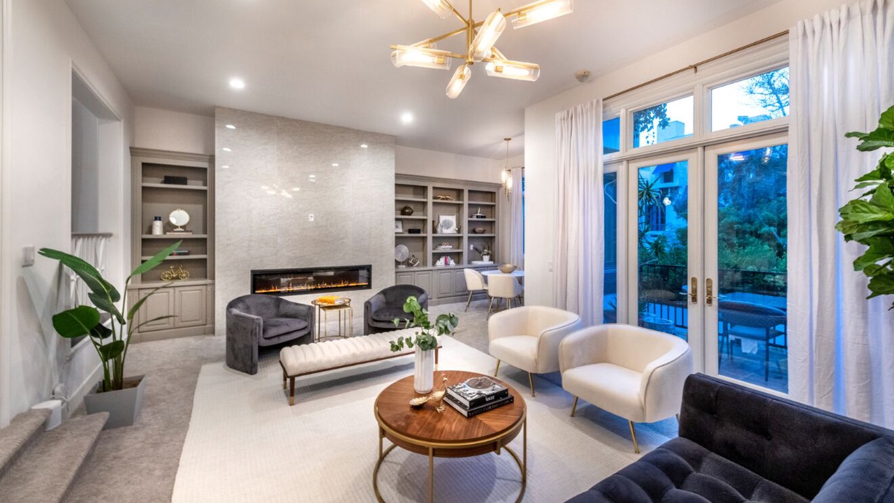 Photo of Livingroom in Silver Strand