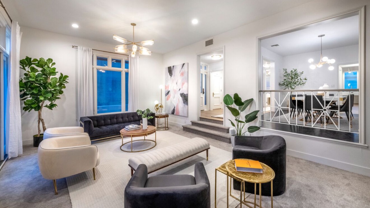 Photo of Livingroom in Silver Strand