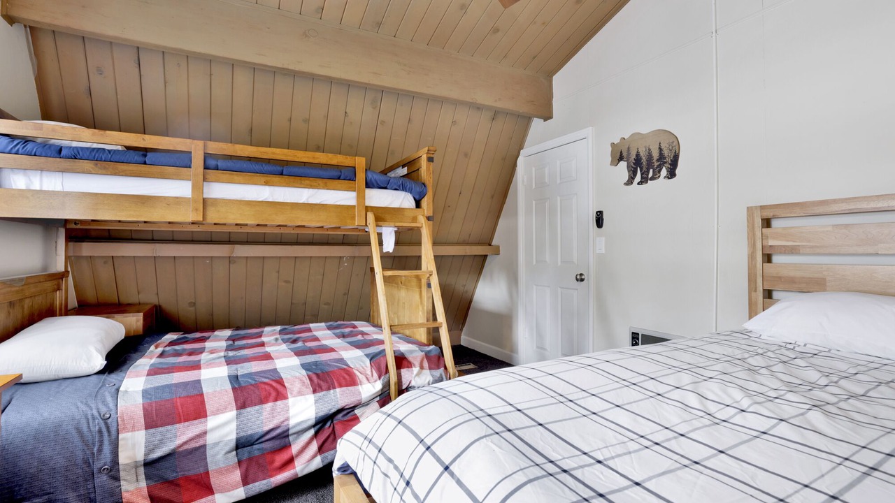 Photo of Bedroom in Peter Pan