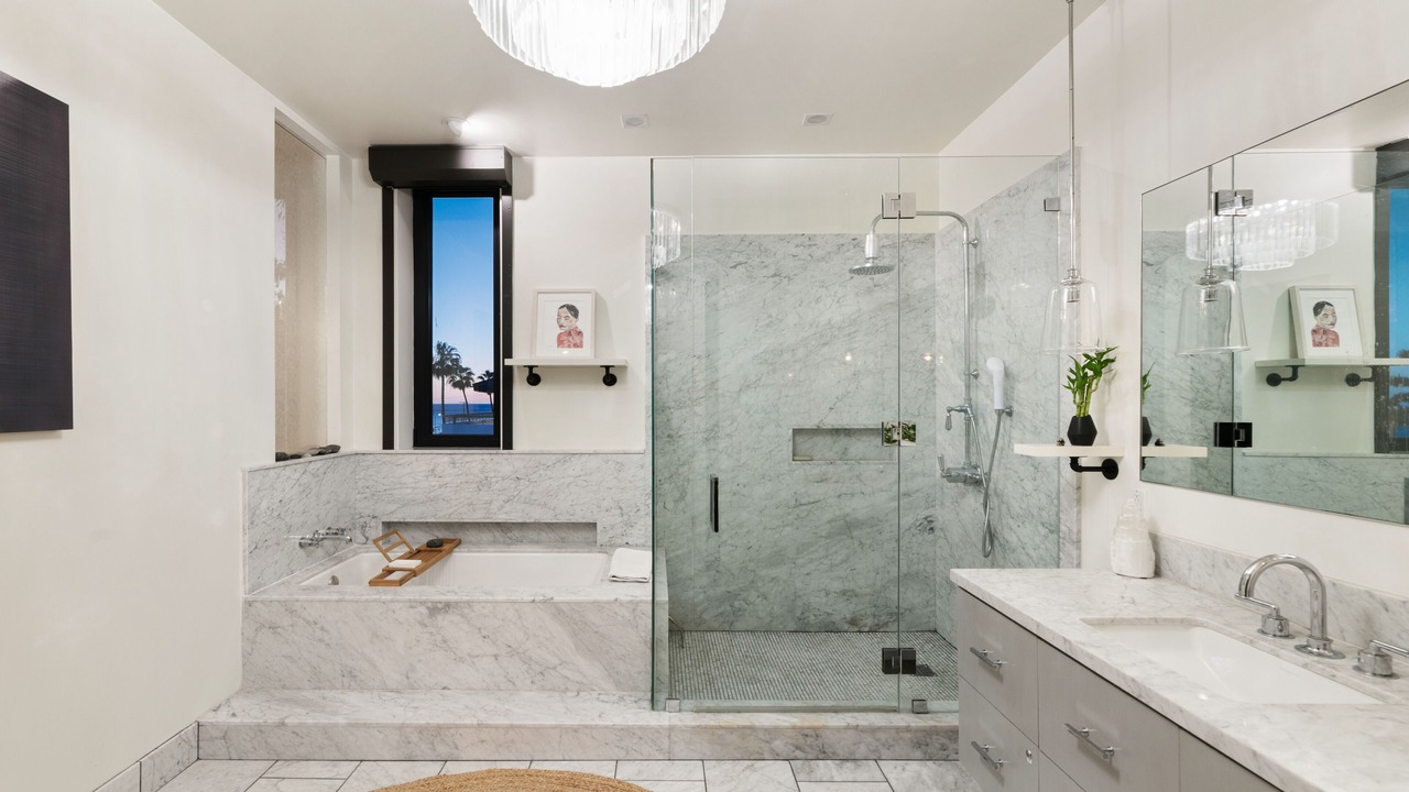 Photo of Bathroom in Pacific Palisades