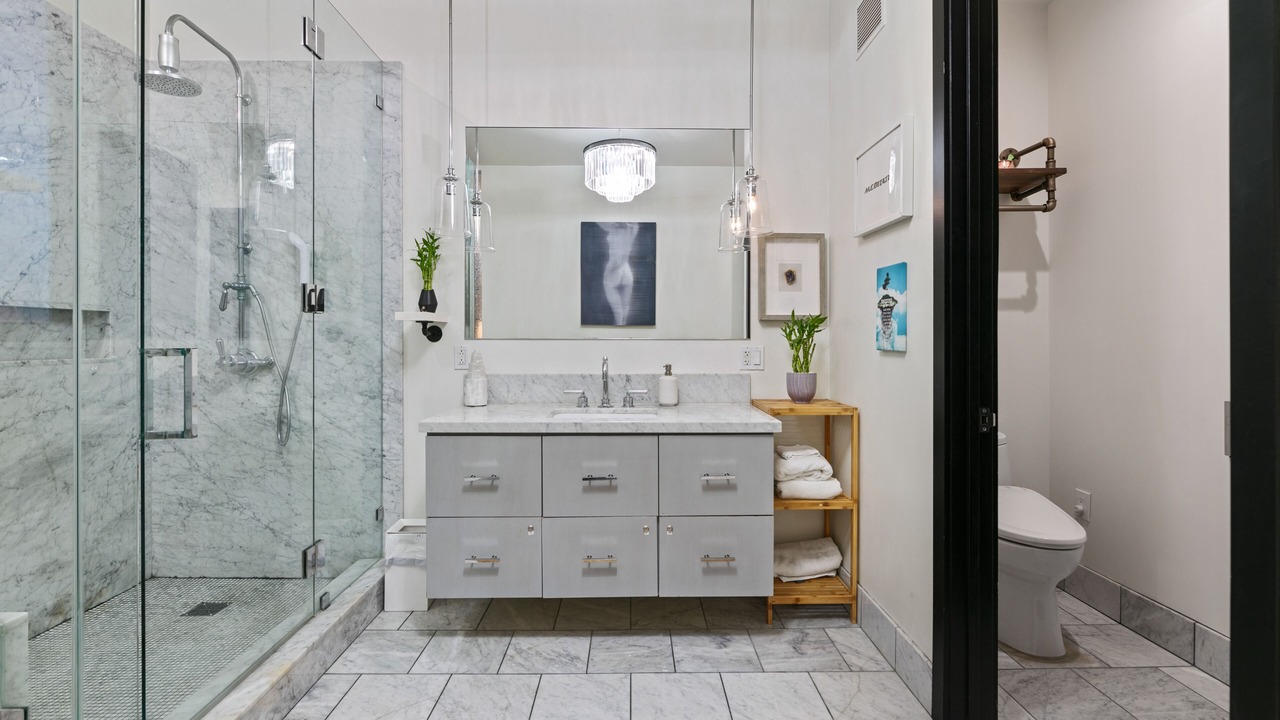 Photo of Bathroom in Pacific Palisades