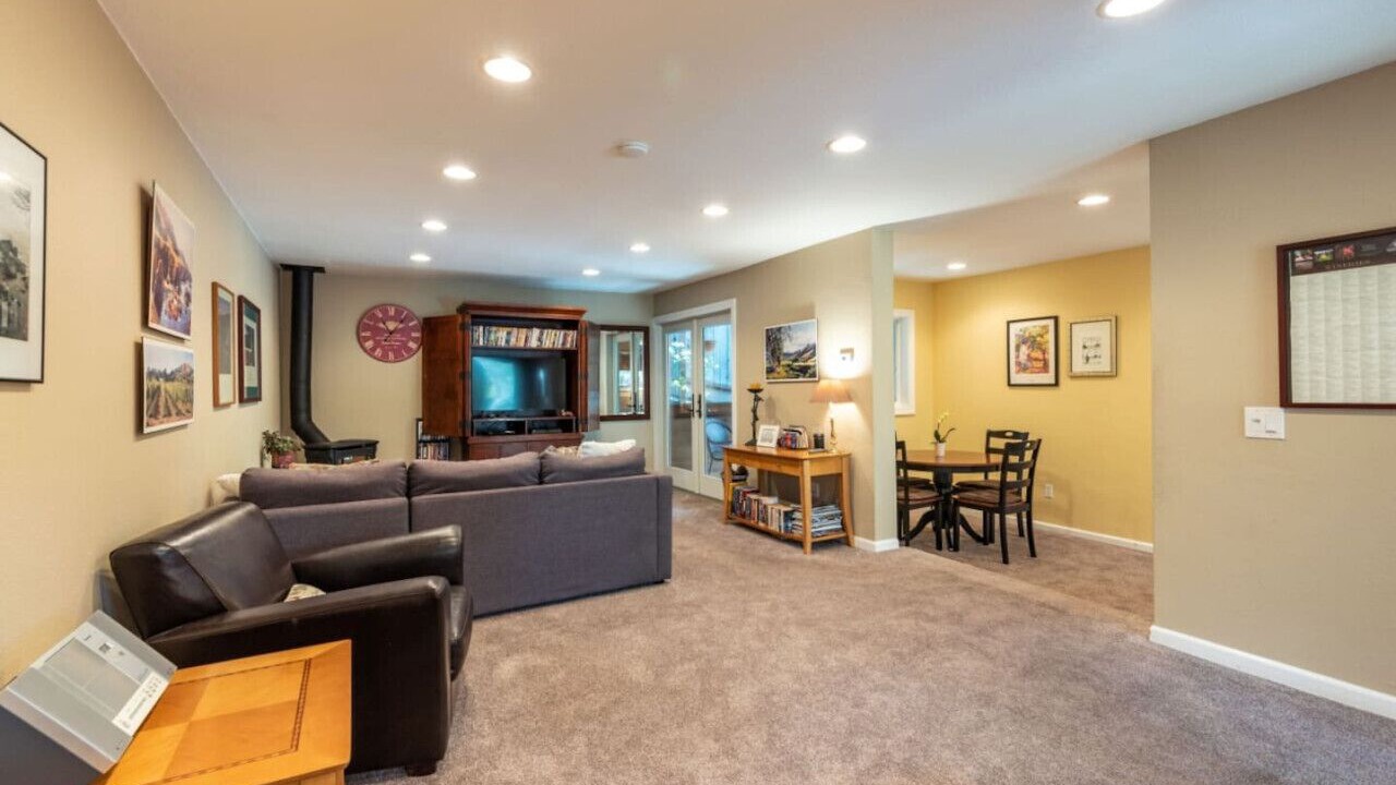 Photo of Livingroom in Healdsburg