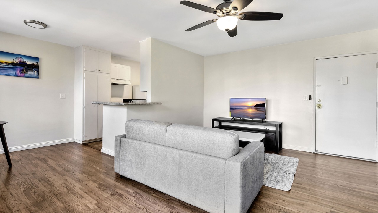 Photo of Livingroom in Hollywood