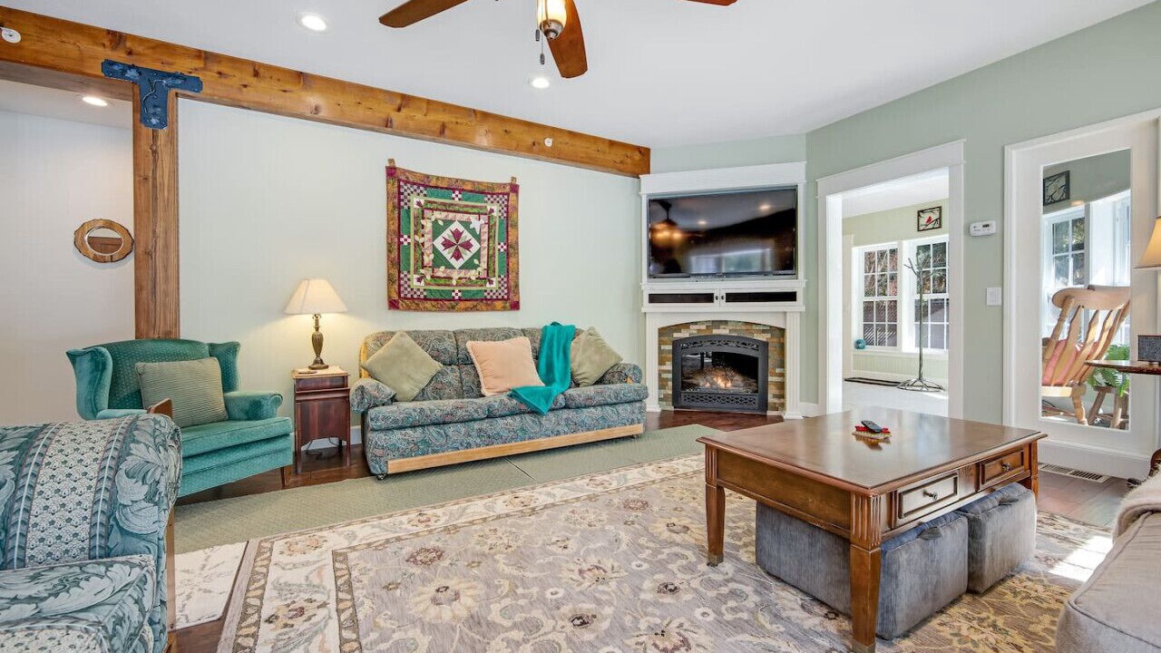 Photo of Livingroom in Idyllwild