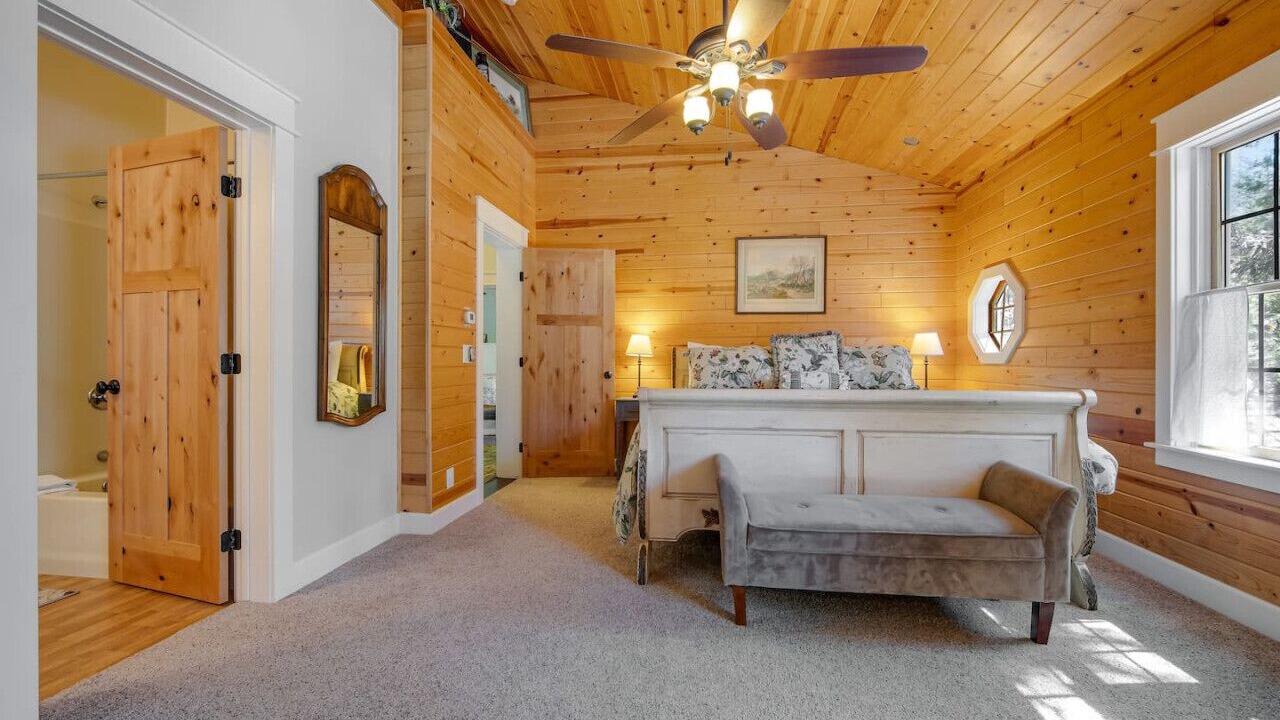Photo of Livingroom in Idyllwild