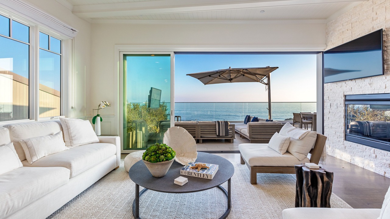 Photo of Bedroom in Western Malibu
