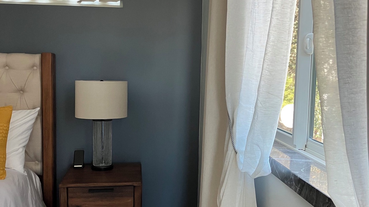 Photo of Bedroom in NoHo Arts District