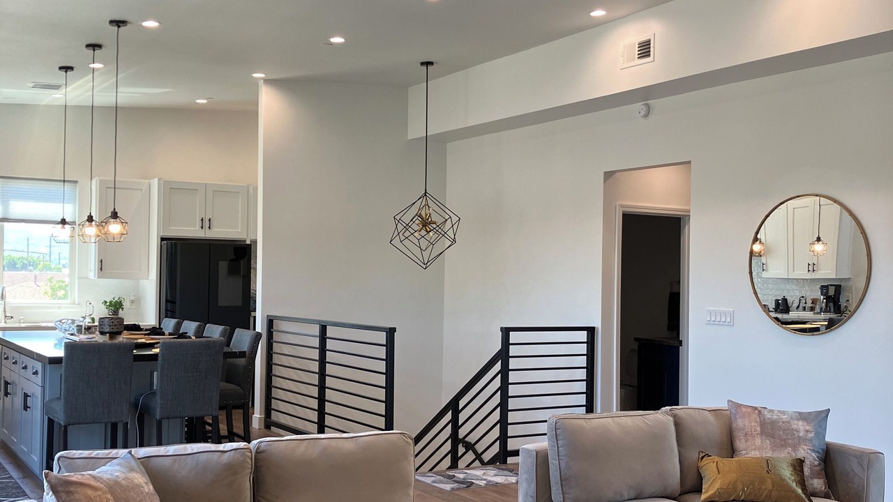 Photo of Bedroom in NoHo Arts District