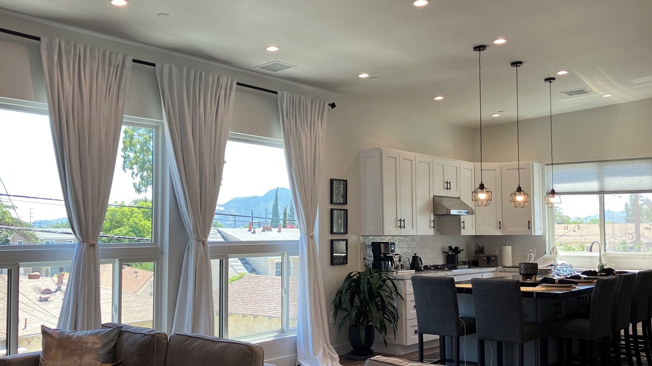 Photo of Livingroom in NoHo Arts District