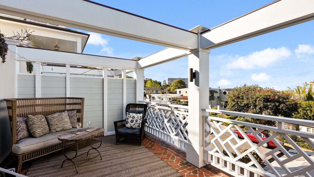 Photo of Patio Balcony in Village of La Jolla