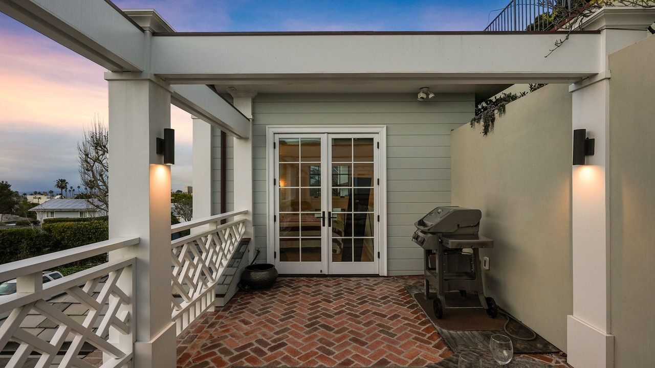 Photo of Patio Balcony in Village of La Jolla