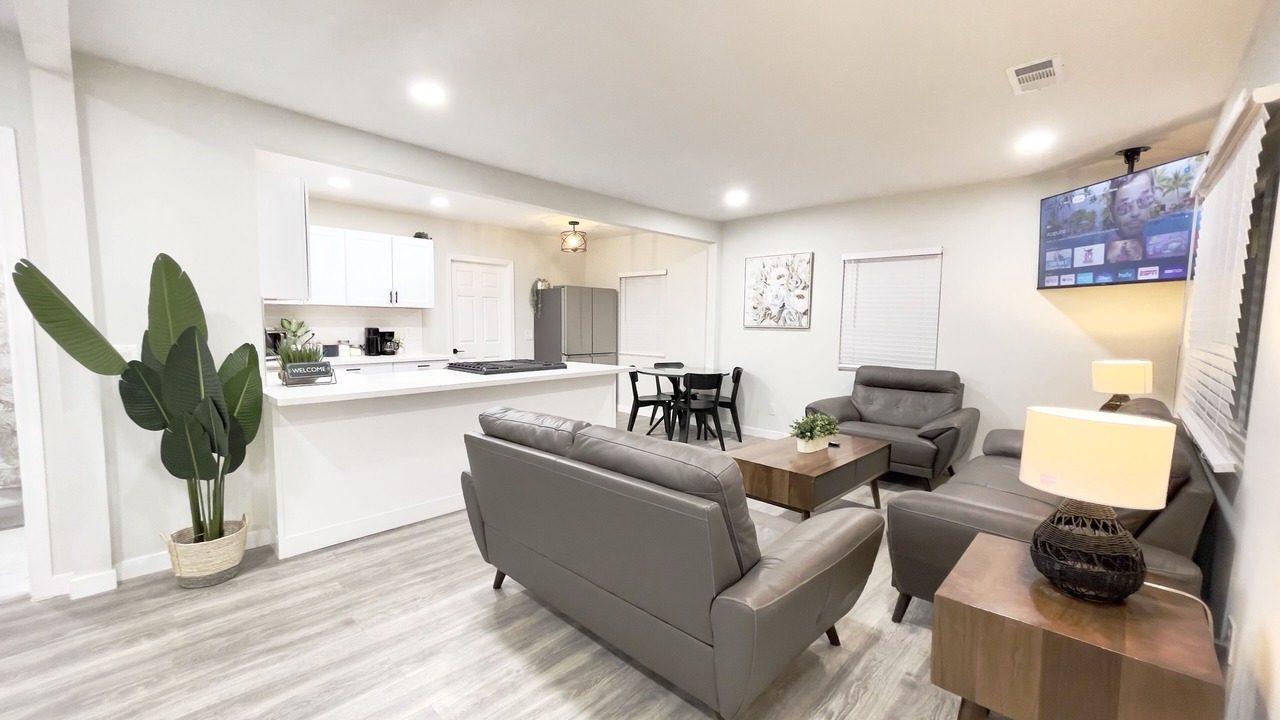 Photo of Livingroom in Lancaster