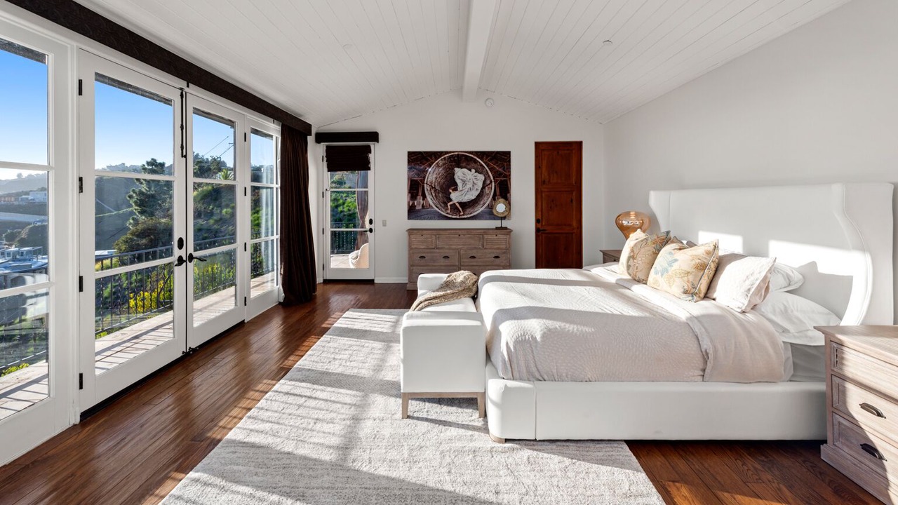 Photo of Bedroom in Hollywood Hills
