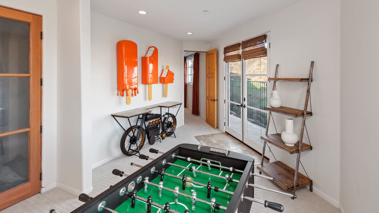 Photo of Bedroom in Hollywood Hills
