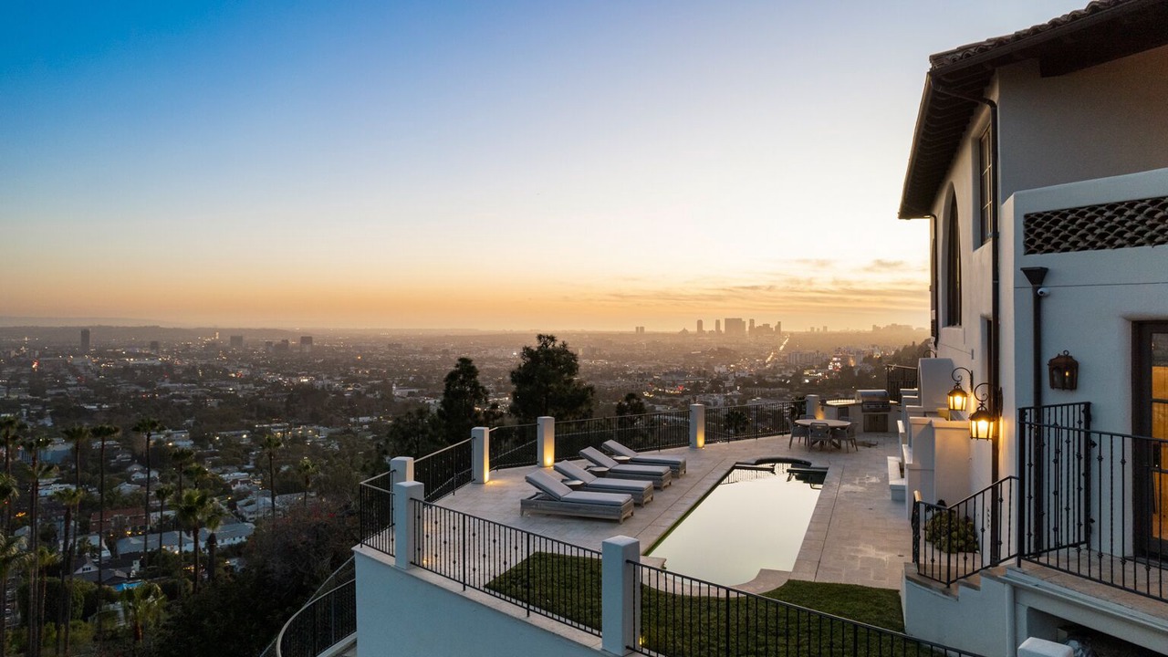 Photo of Patio Balcony in Hollywood Hills