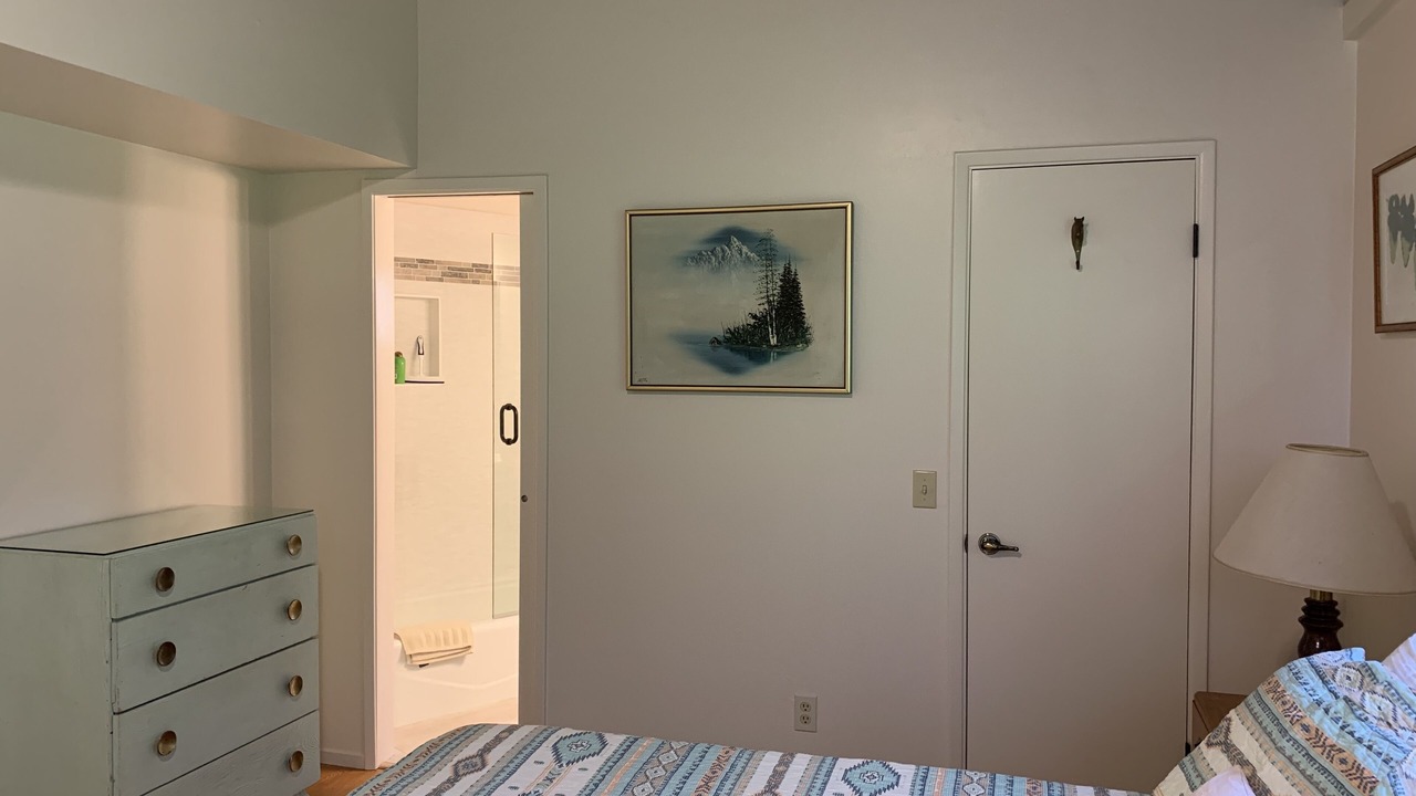 Photo of Bedroom in St. Helena